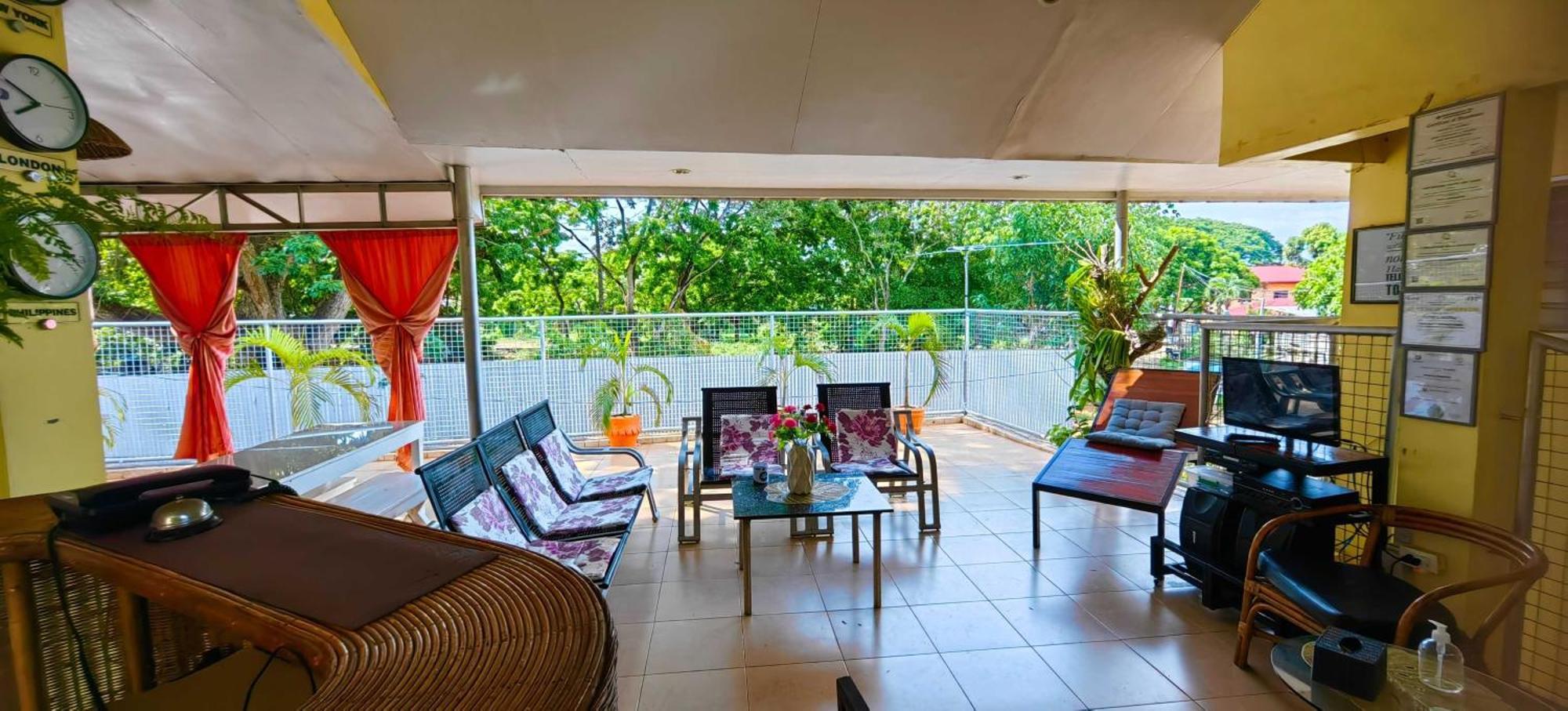 Las Residencias Bed And Breakfast Puerto Princesa Kültér fotó